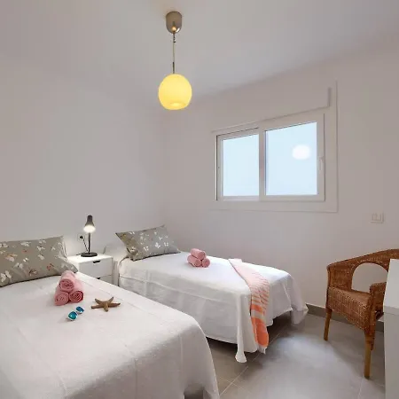 Two Minutes To The * فوينخيرولا