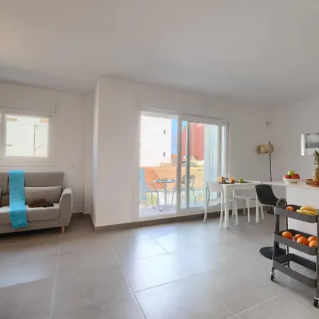 Two Minutes To The Апартаменти