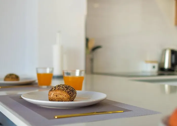 דירה Two Minutes To The *